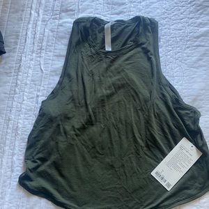 Lululemon open back tank top